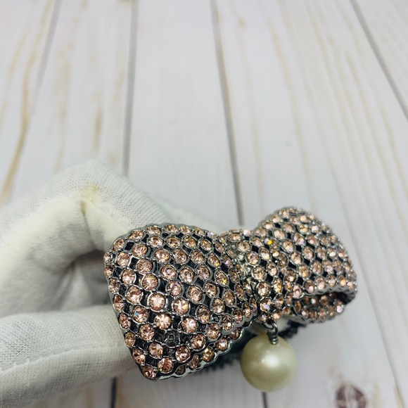 Ann Taylor Rhinestone and Pear Bow Bracelet - Picture 2 of 9